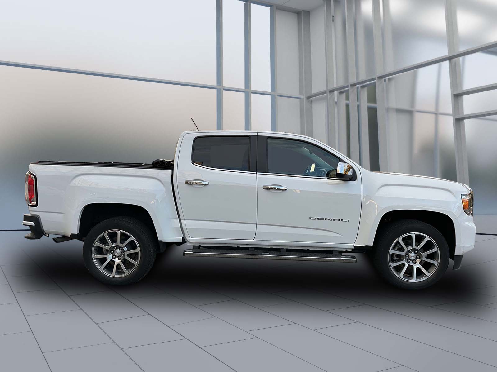 used 2022 GMC Canyon car, priced at $34,528