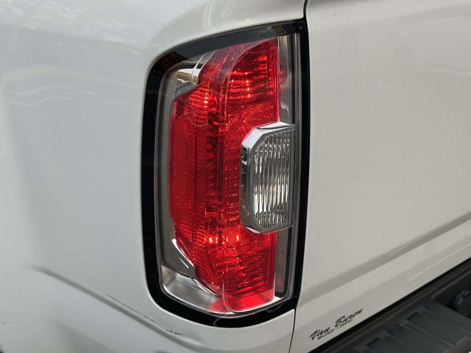 used 2022 GMC Canyon car, priced at $34,528