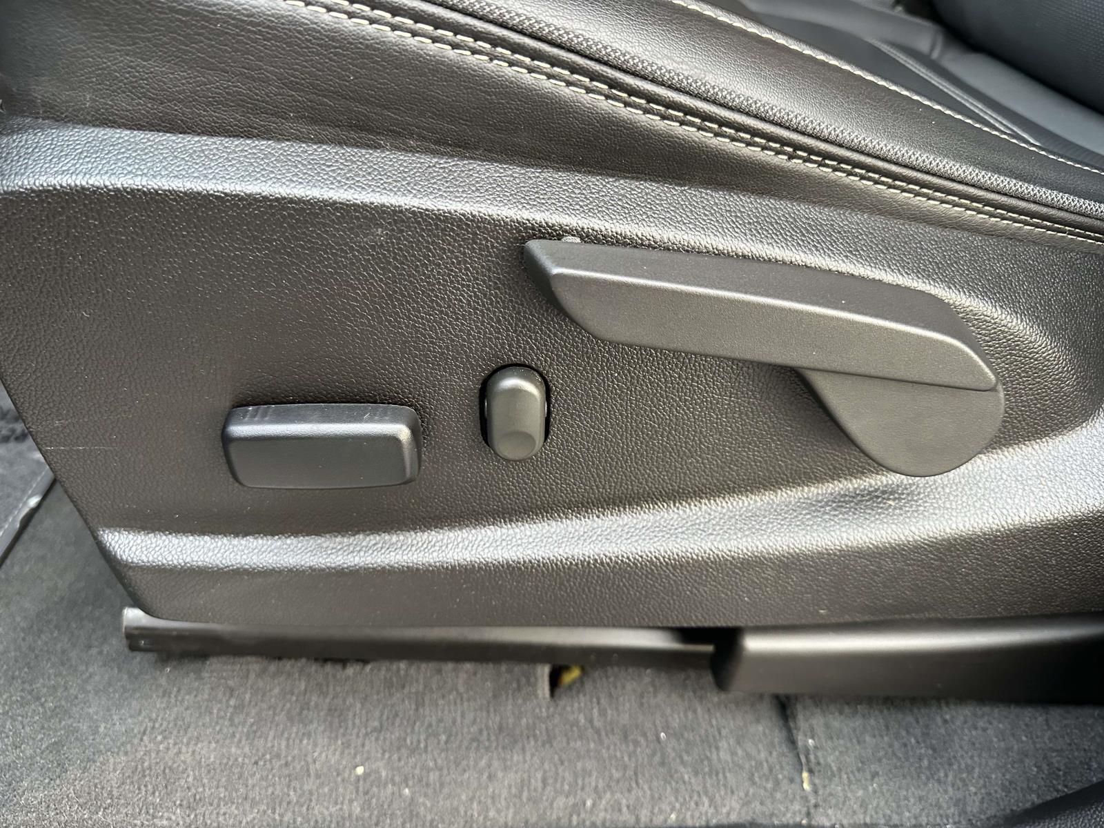 used 2022 GMC Canyon car, priced at $34,528