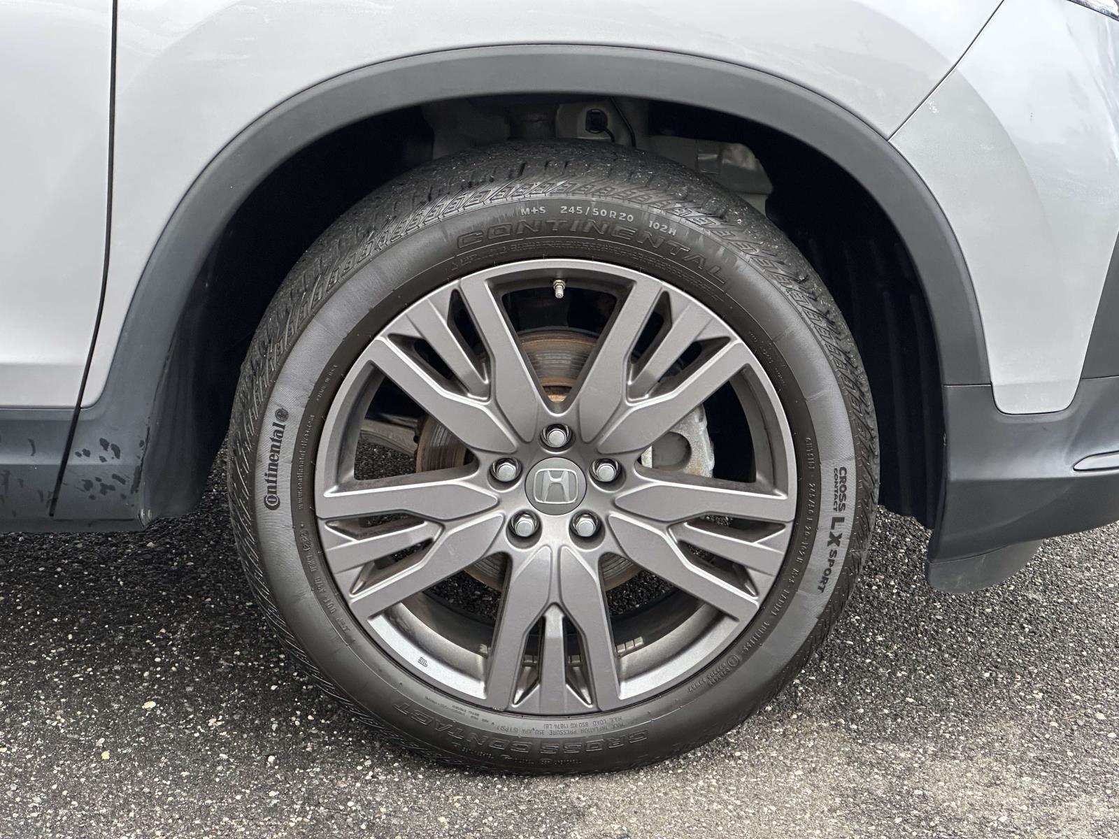 used 2022 Honda Pilot car, priced at $29,995