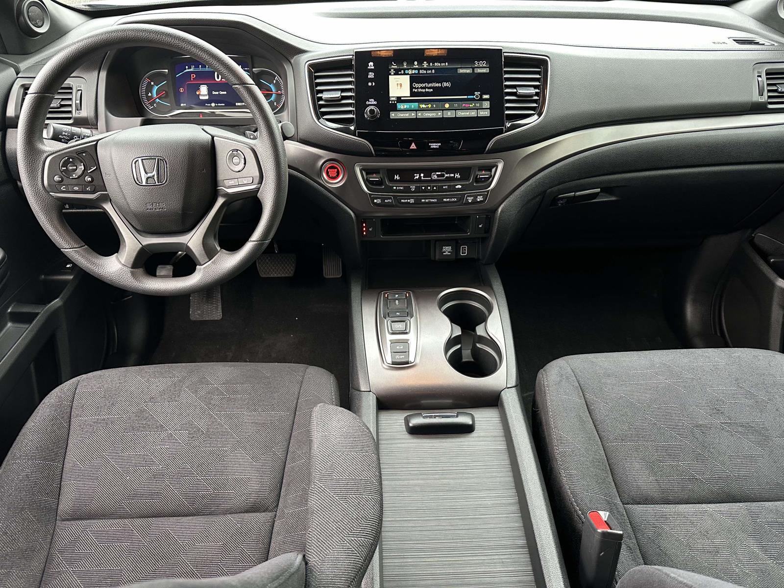 used 2022 Honda Pilot car, priced at $29,995
