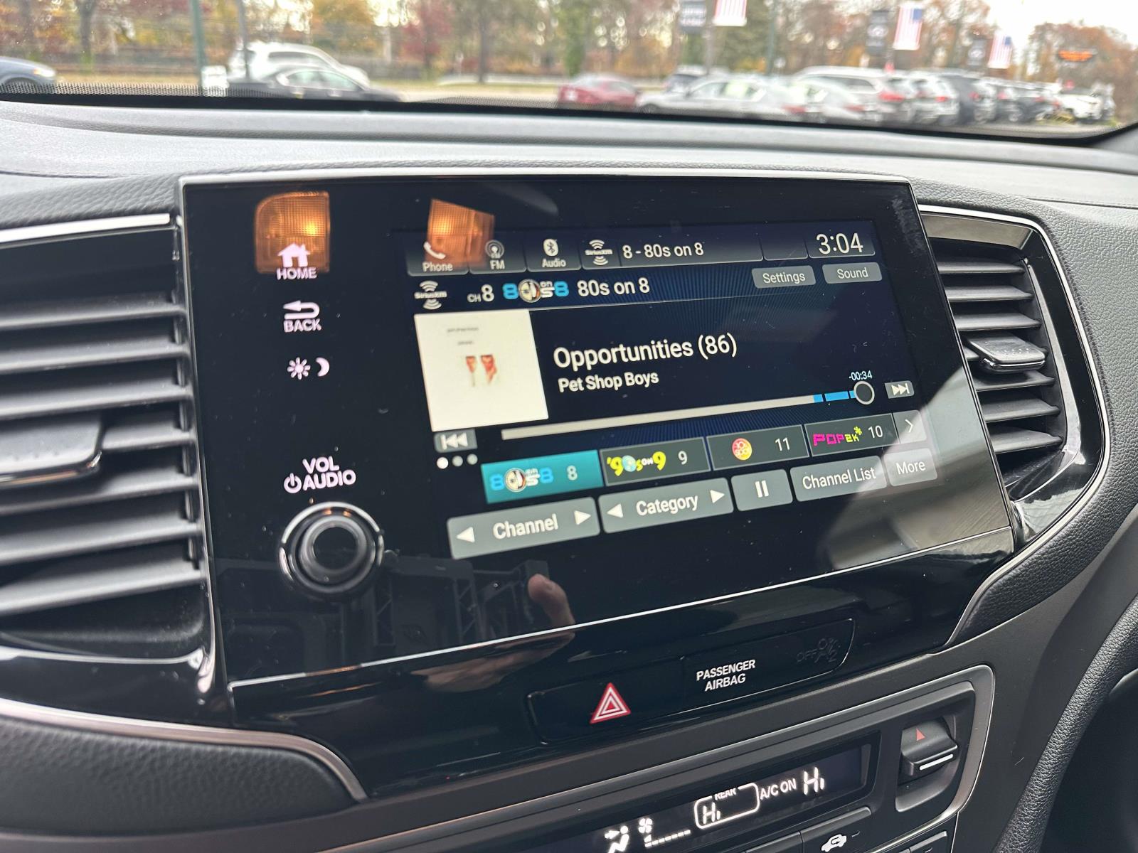 used 2022 Honda Pilot car, priced at $29,995