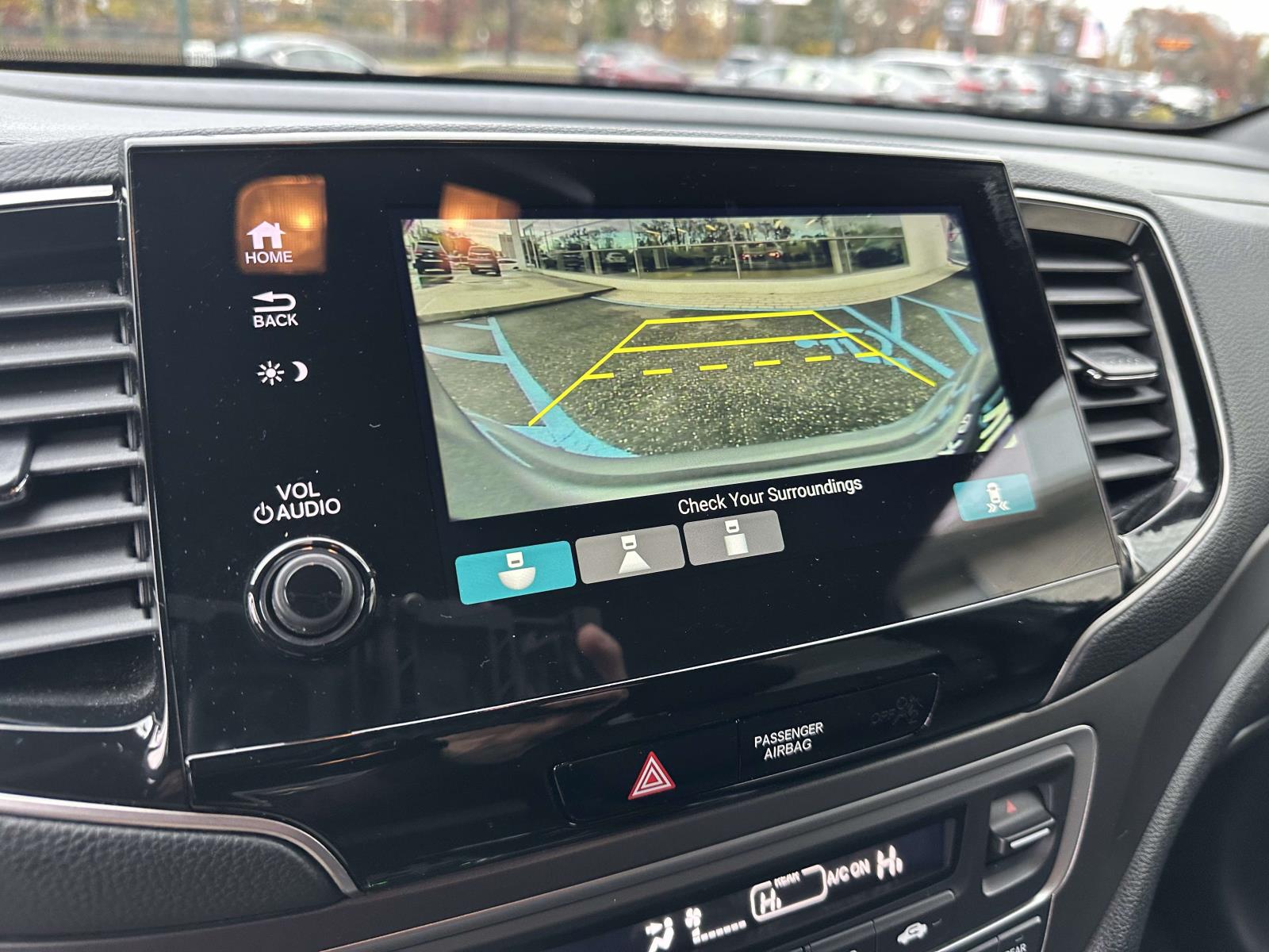 used 2022 Honda Pilot car, priced at $29,995