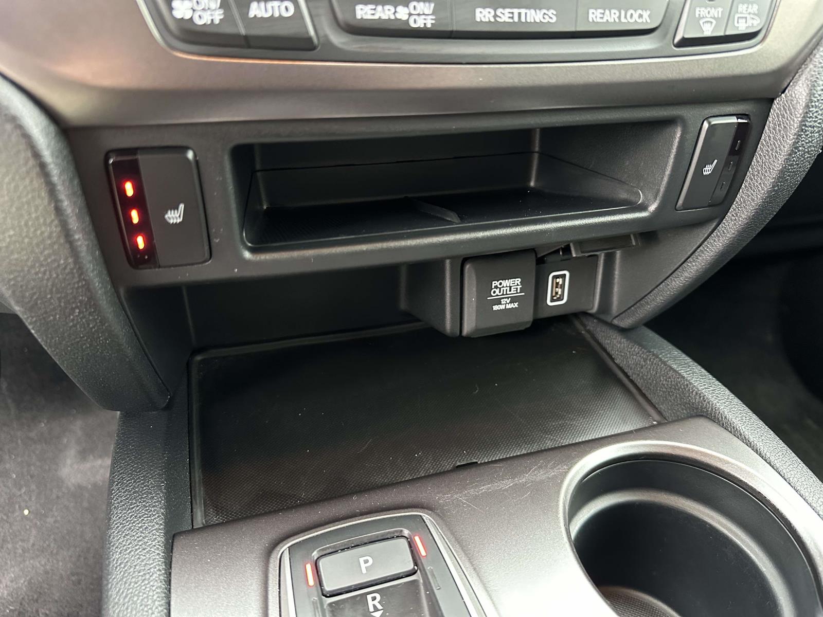 used 2022 Honda Pilot car, priced at $29,995