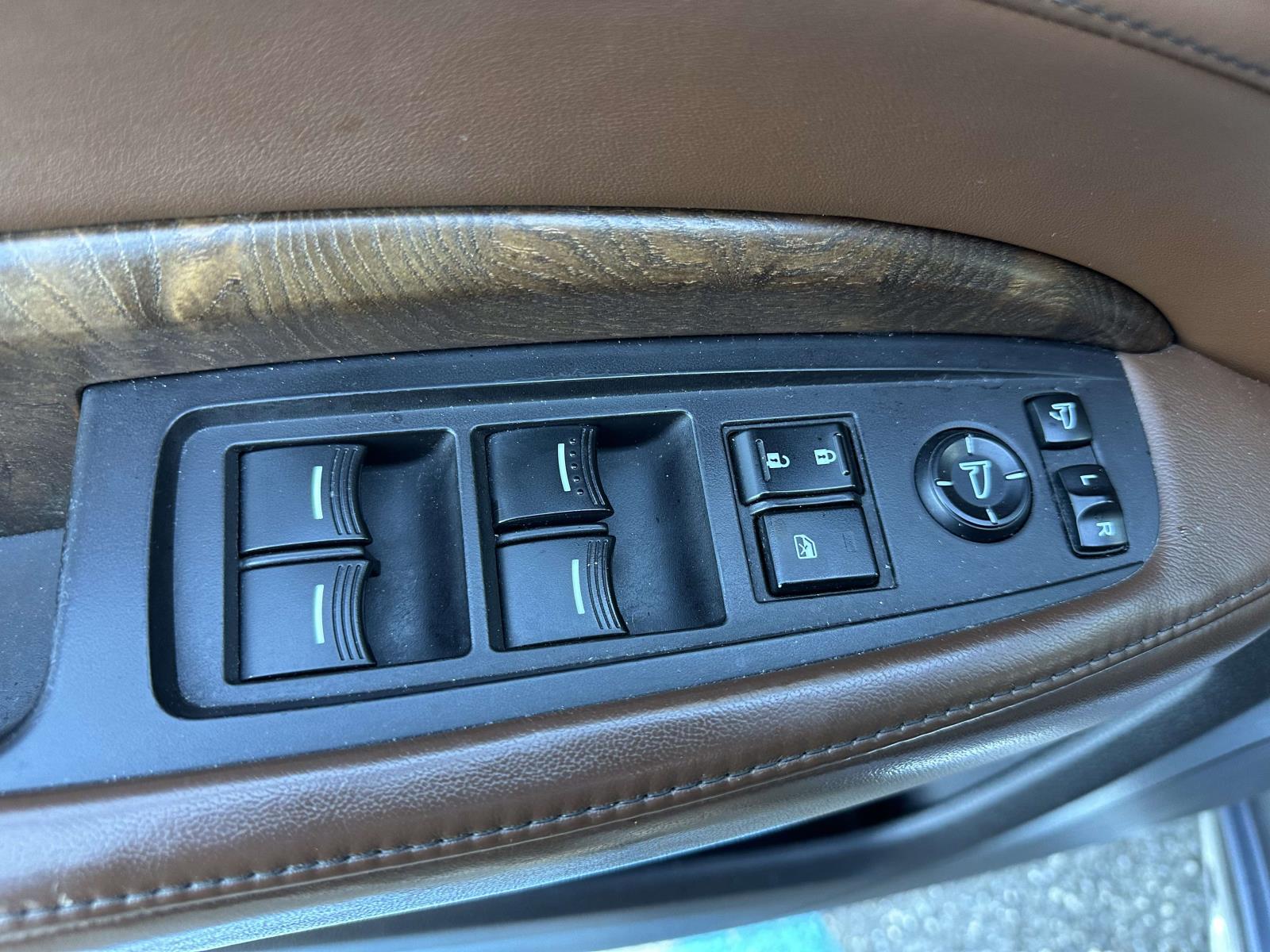 used 2019 Acura MDX car, priced at $25,674