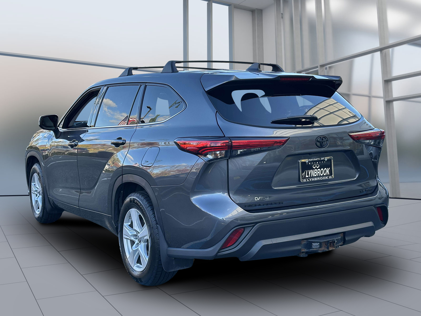 used 2022 Toyota Highlander car, priced at $35,755