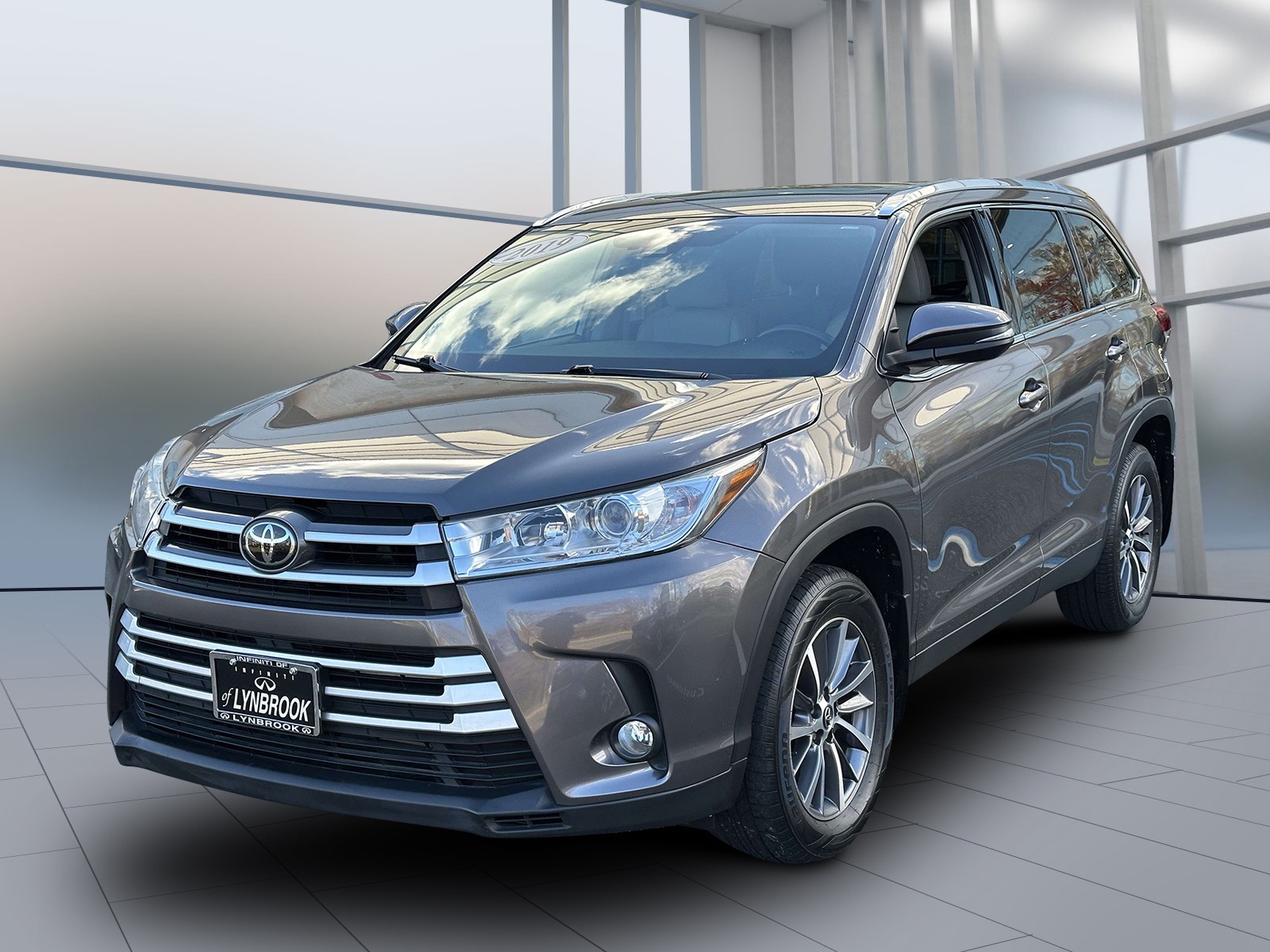 used 2019 Toyota Highlander car, priced at $25,232