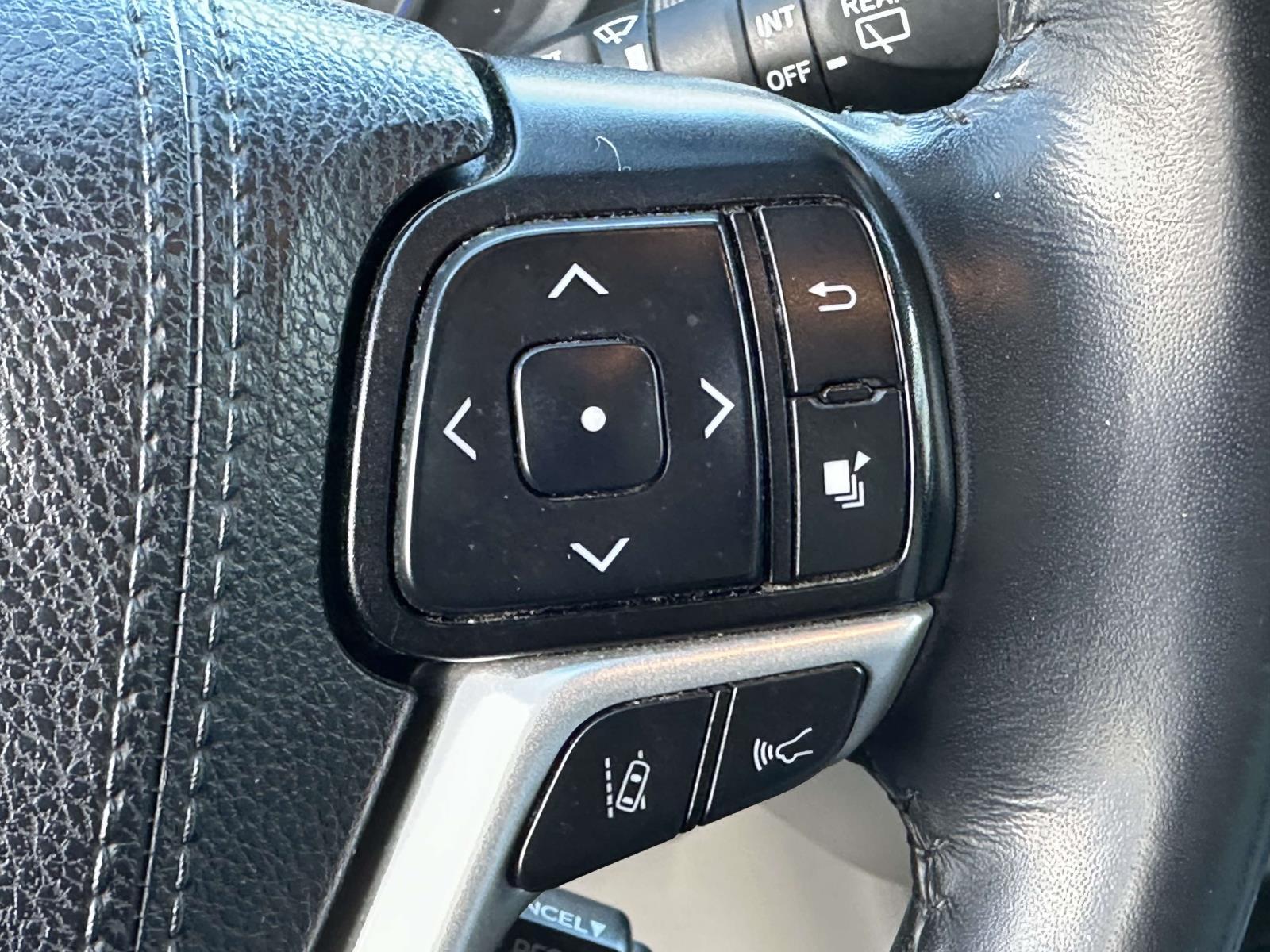 used 2019 Toyota Highlander car, priced at $25,232