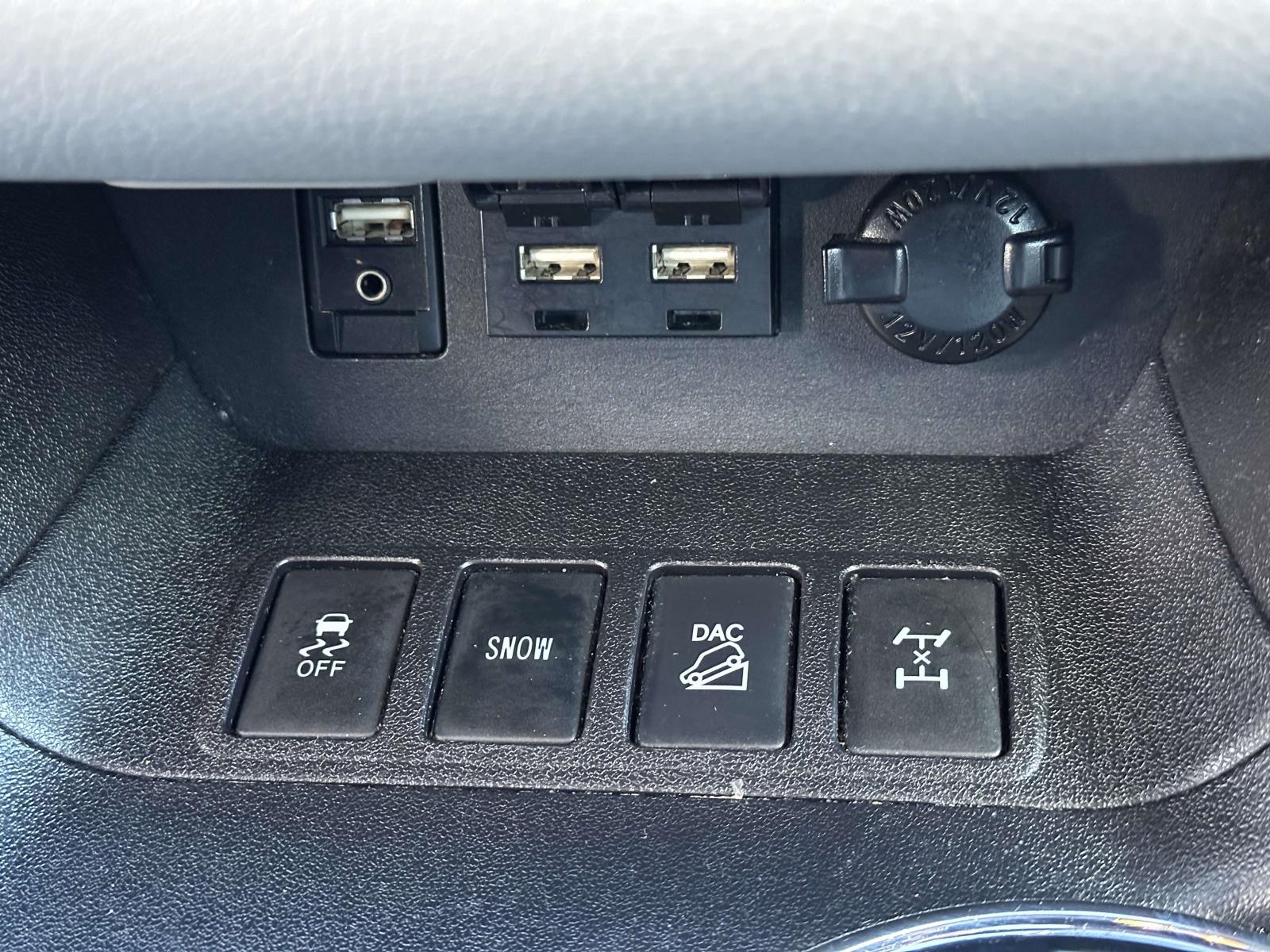 used 2019 Toyota Highlander car, priced at $25,232