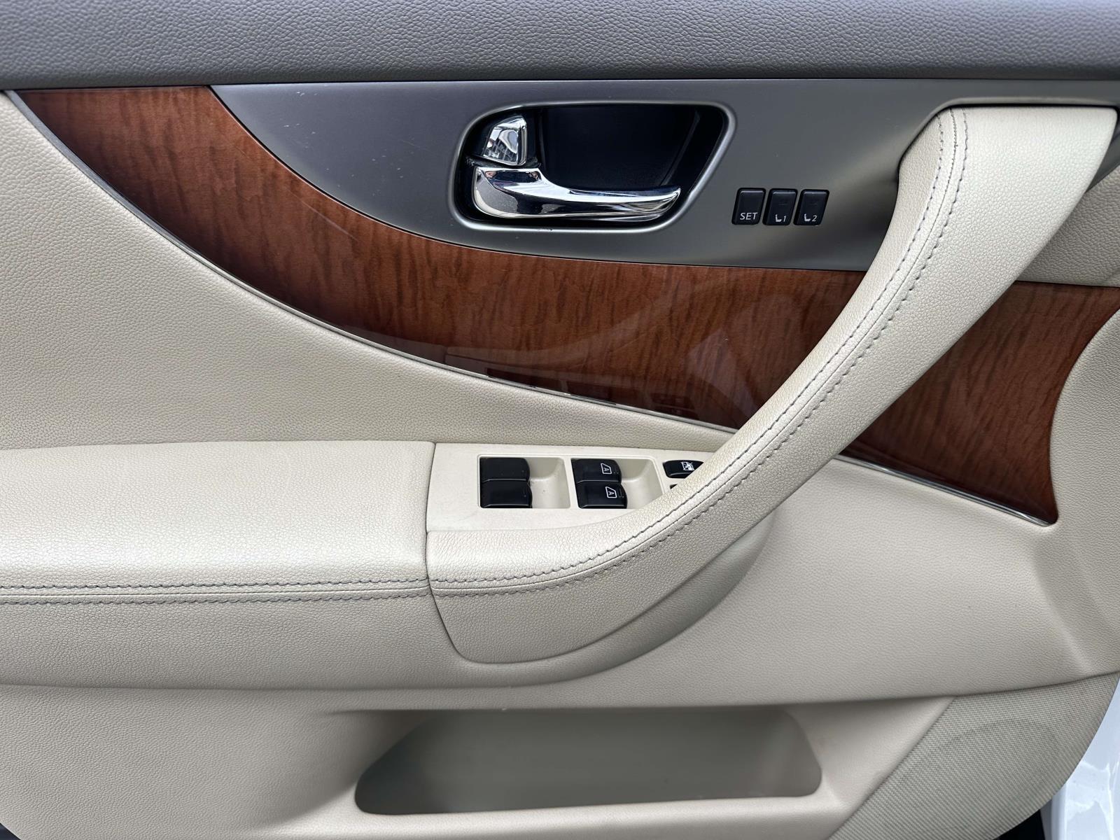 used 2015 INFINITI QX70 car, priced at $15,590