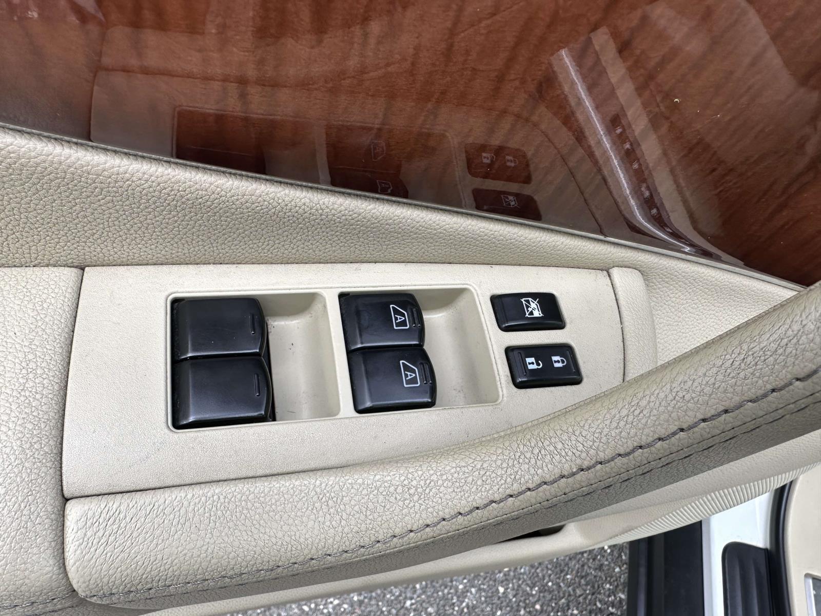 used 2015 INFINITI QX70 car, priced at $15,590