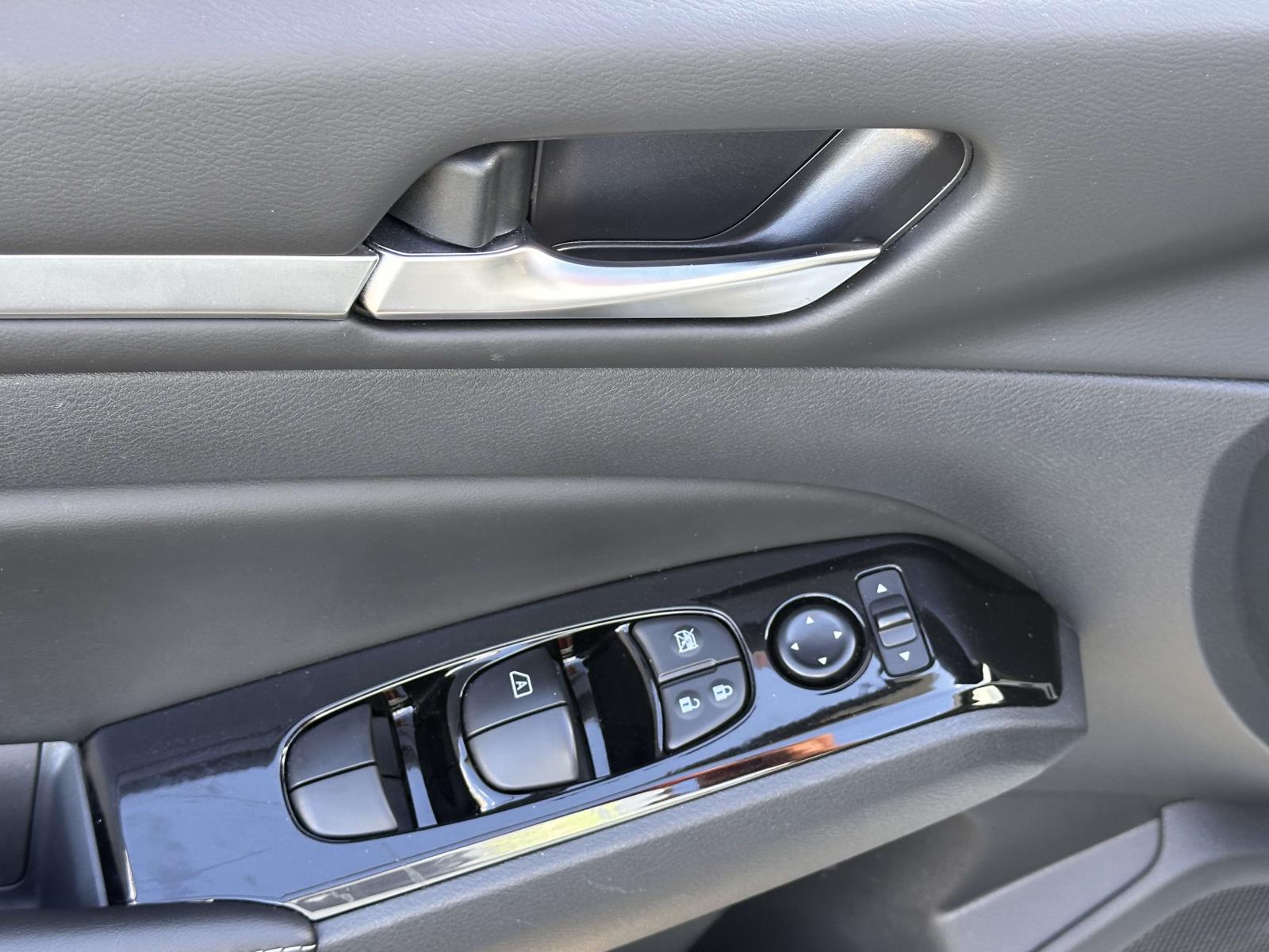 used 2023 Nissan Altima car, priced at $24,995