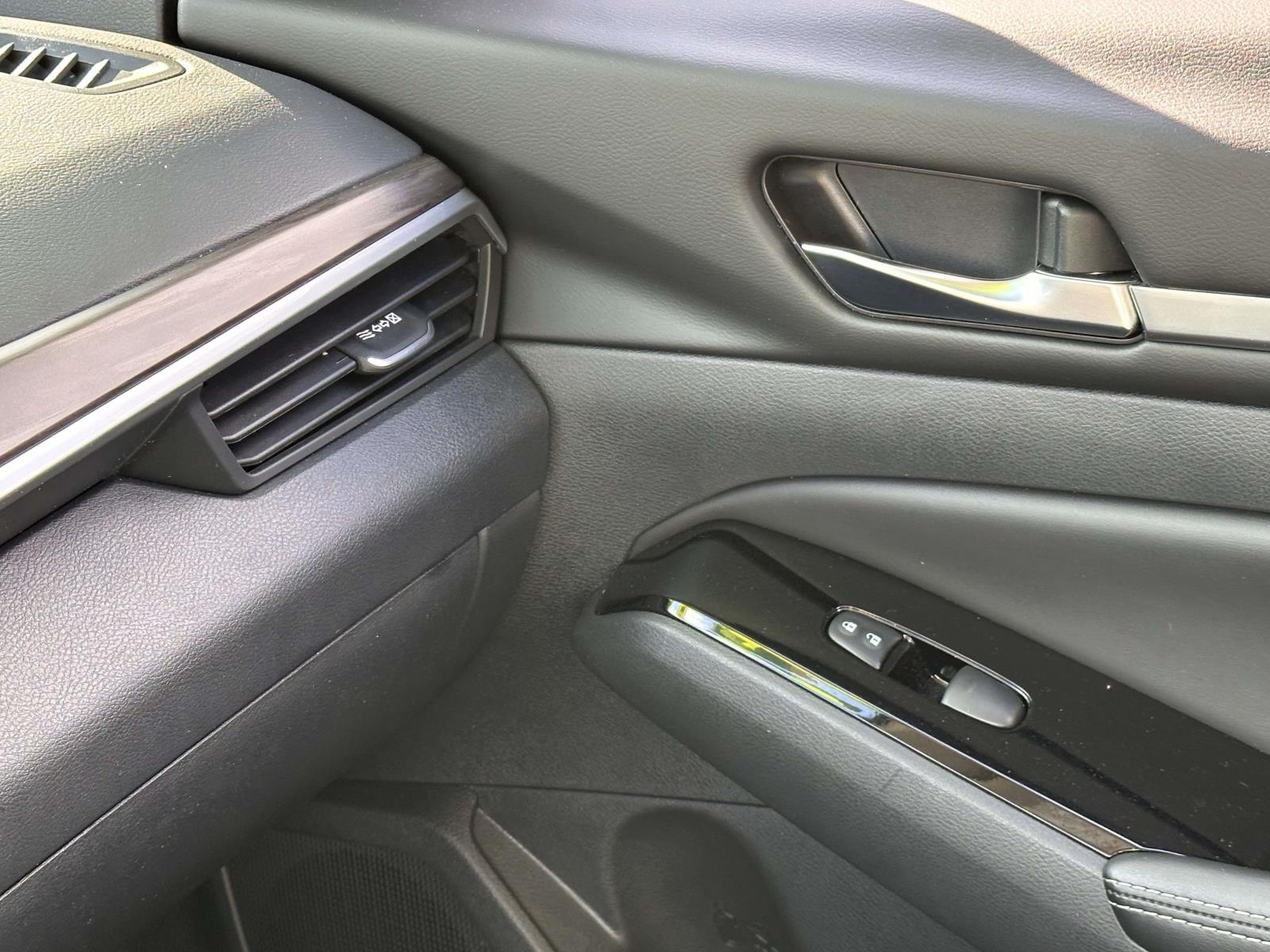 used 2023 Nissan Altima car, priced at $24,995