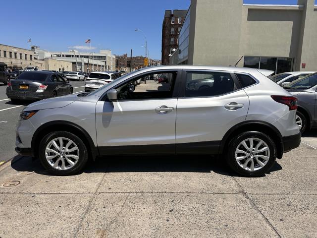 used 2022 Nissan Rogue Sport car, priced at $23,995
