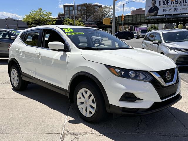 used 2020 Nissan Rogue Sport car, priced at $19,995